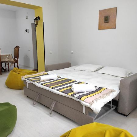 Ners Guest House Gjoemri Buitenkant foto