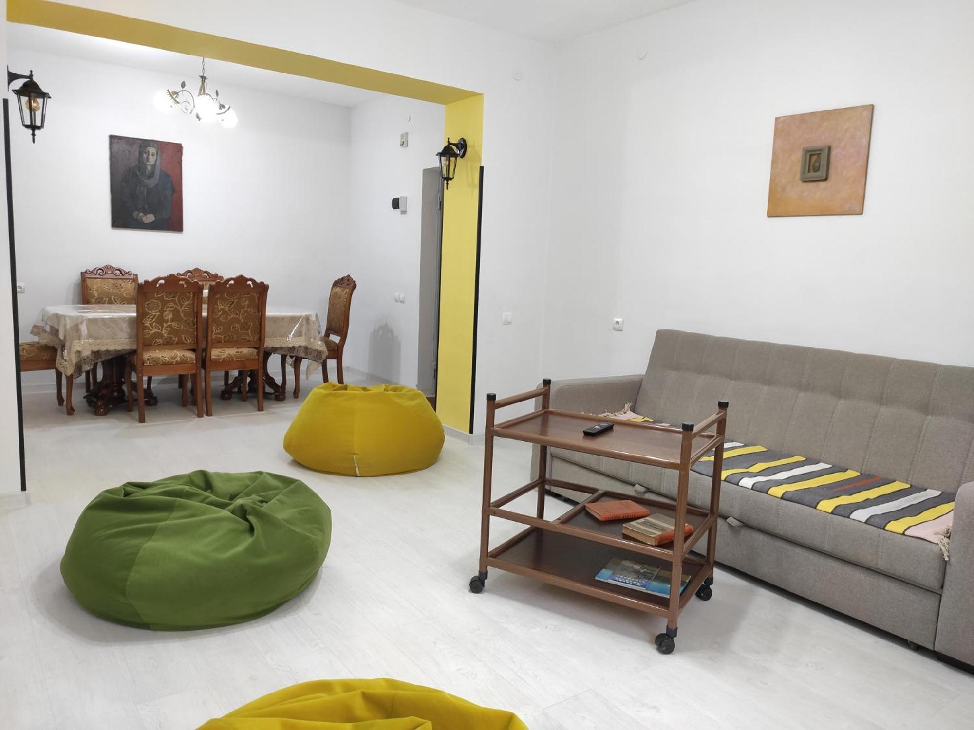 Ners Guest House Gjoemri Buitenkant foto