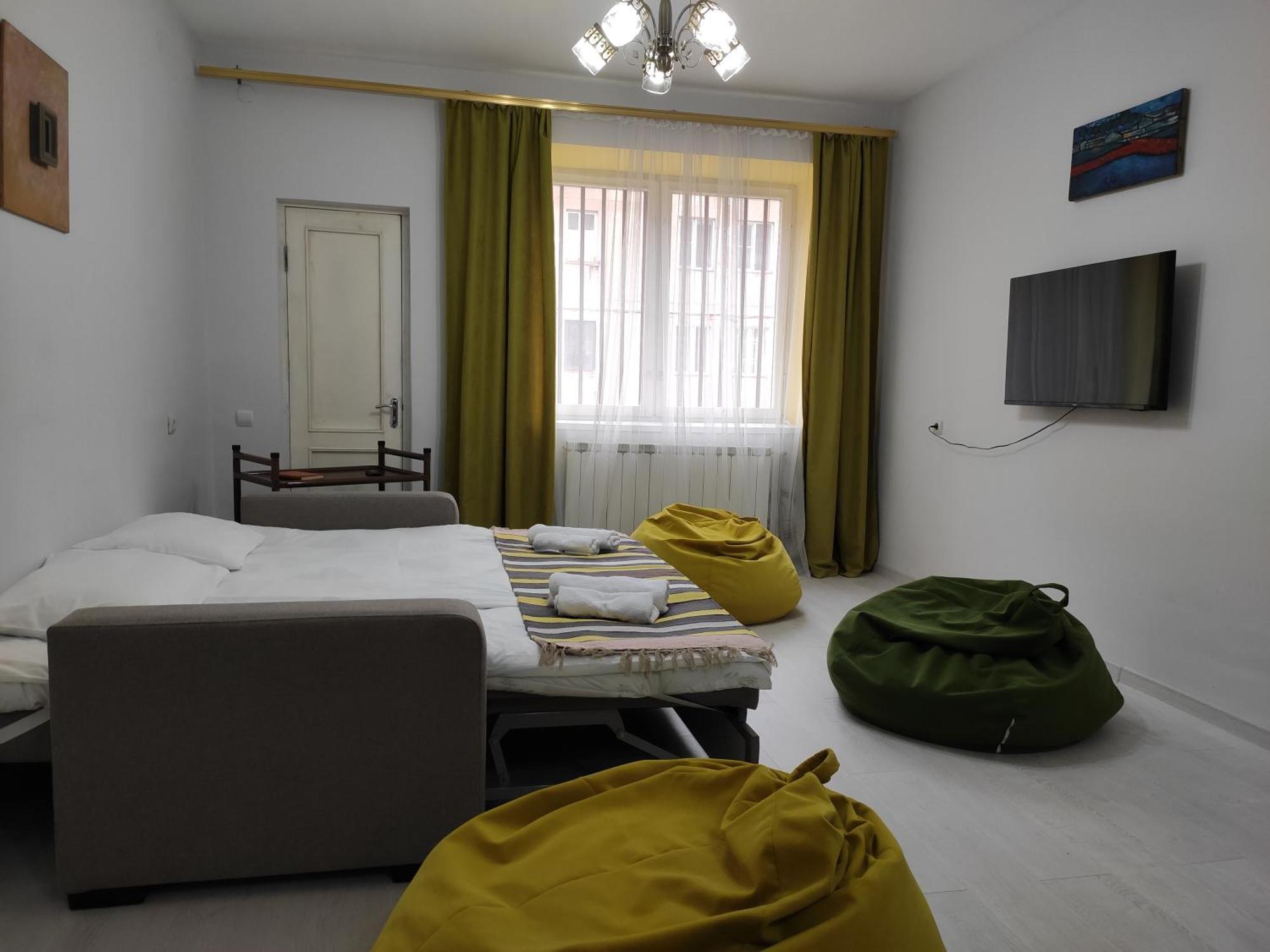 Ners Guest House Gjoemri Buitenkant foto