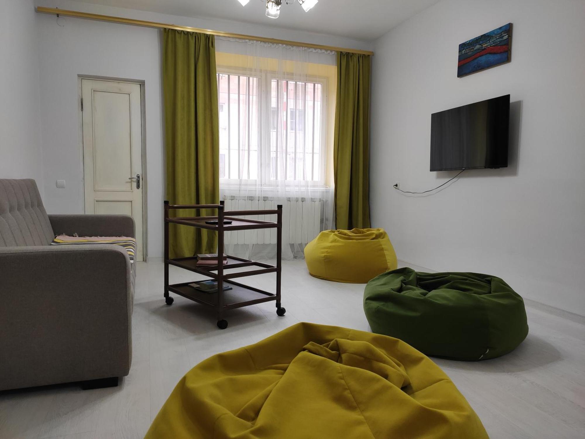 Ners Guest House Gjoemri Buitenkant foto