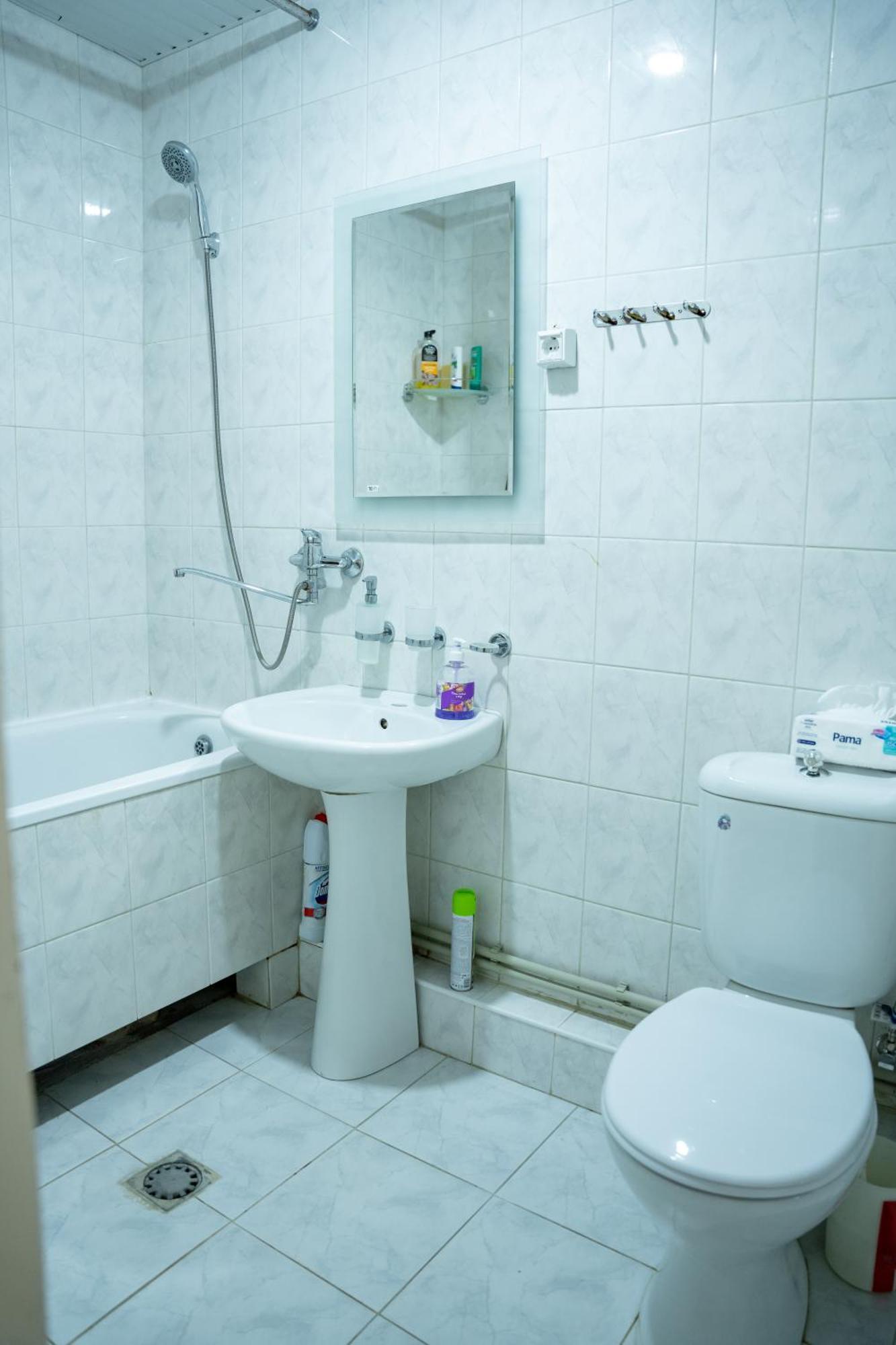 Ners Guest House Gjoemri Buitenkant foto